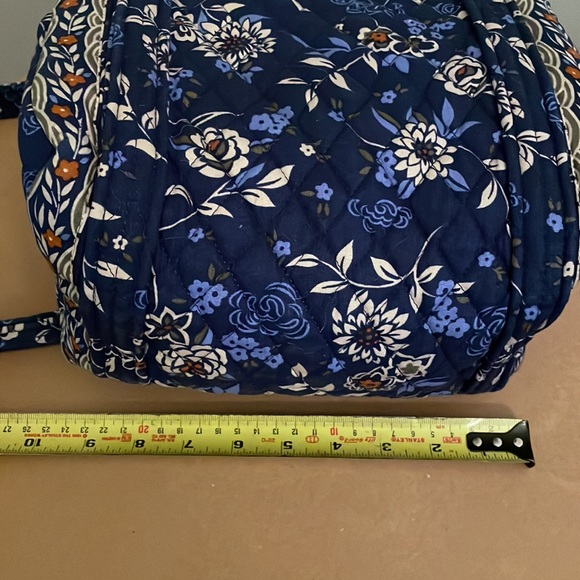 QK Blue Floral Quilted Bag - Picture 9 of 10